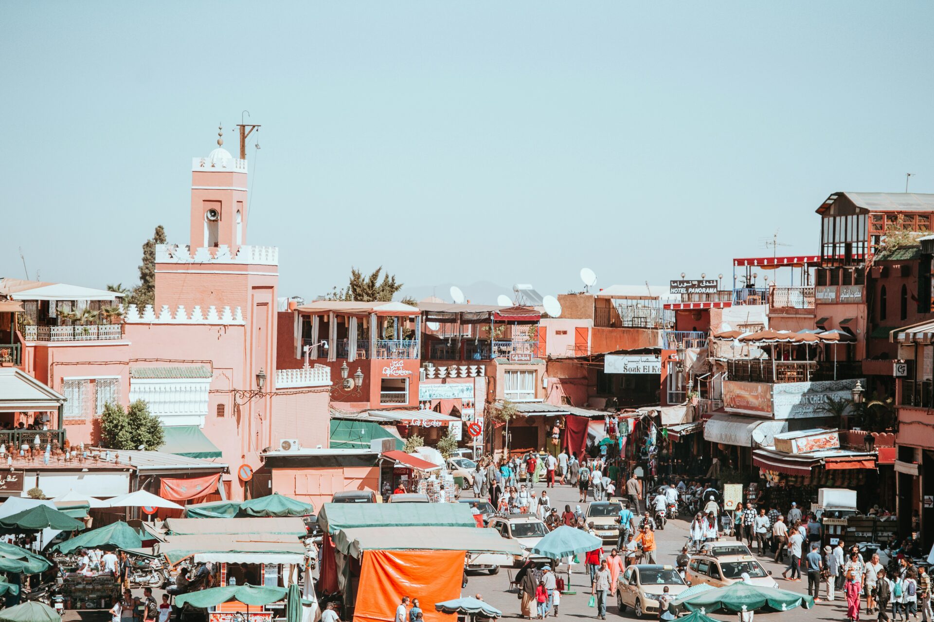 an-insider-s-guide-to-the-vibrant-marrakech-market-jimmy-and-jason